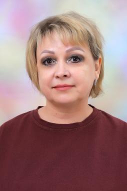 Лошкомоева Елена Александровна