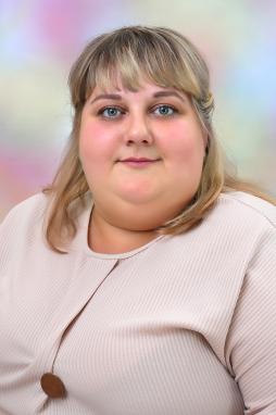 Устюжанина Анна Васильевна